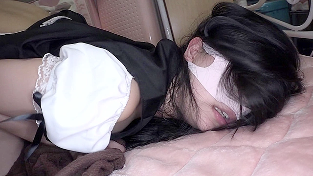 マスク着用を条件にエッチな撮影を了承してくれた普通の女の子総集編（3）かなえちゃん25歳・ひなちゃん23歳・かんなちゃん20歳