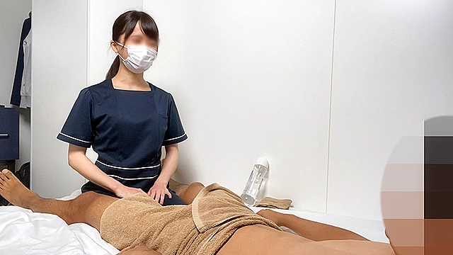 出張ローション手コキ隠し撮り・ノーパン＆顔面騎乗位オプション【木内（20歳）17回目】