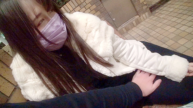 ナンパコNo.19 深夜に帰宅途中の銀座で働く美人お姉さんをナンパして「中でイってもらう方が好き」と連続中出し！