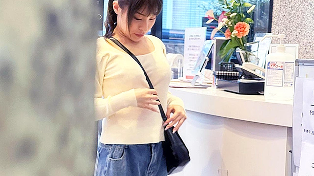 面接と称してオナニーやハメ撮りまでやっていた悪い社員のスマホに残っていた『梨木セリナ』さんのデータを勝手に編集し販売デビューさせていただきます。※スマートフォン推奨 縦動画