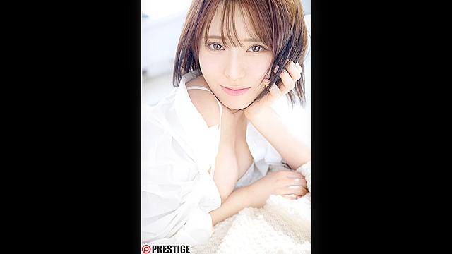 新人 プレステージ専属デビュー  AV経由で女子アナへ。夢を追う現役女子大生が清楚で淫らなSEX解禁。
