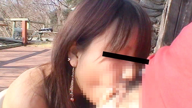 投稿 野外顔射 レナ19歳女子大生