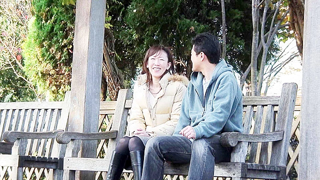 「別に性欲は無い」とふてくされ気味の女が喘ぎまくり、フェラは余り好きじゃ無いと言いながらシャブリまくる女