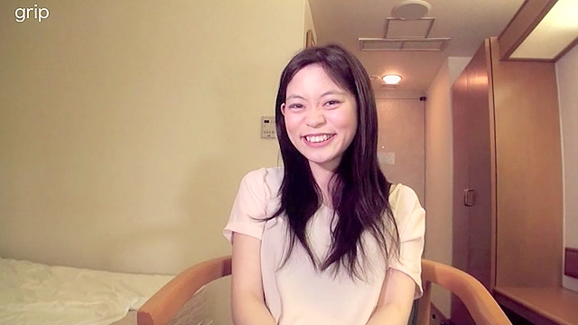 北欧ハーフ美女素人足裏くすぐり個人撮影