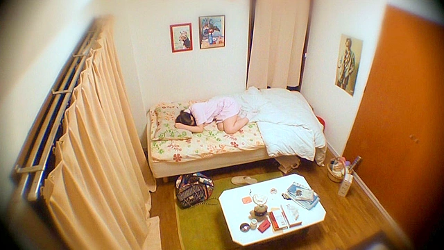 ナース女子寮オナニー○撮2