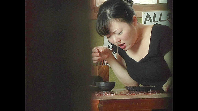 居酒屋でゲロを吐く女 ○撮風
