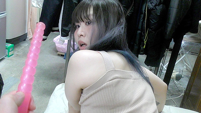 【個撮】【アナル中出し】抱き心地極上のおねえさんのデカ尻＆締りキツめアナルにナマハメ！ガマン出来ずアナル奥に射精してザーメン逆流！～ゆみ