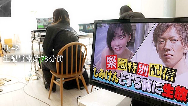AV初の限界羞恥！SEX直前5秒前までSNSで生配信したら、恥ずかしさのあまり全身がクリトリスみたいに敏感になりました 深田えいみ