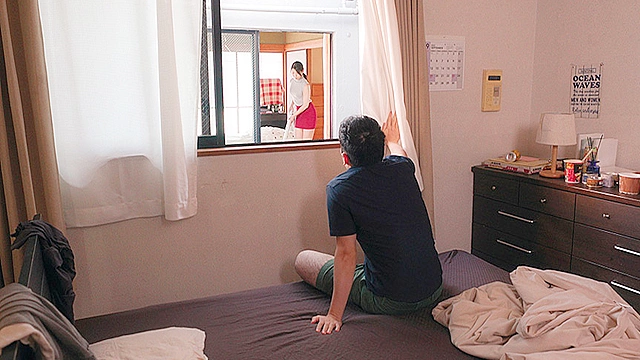 挑発的な視線で僕を誘惑する向かいに越して来た絶倫人妻。 橘京花