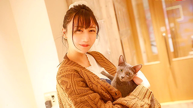新人 愛上みお（仮）22歳 箱入り薬学生が、リモート期間で奇跡のエロ開花