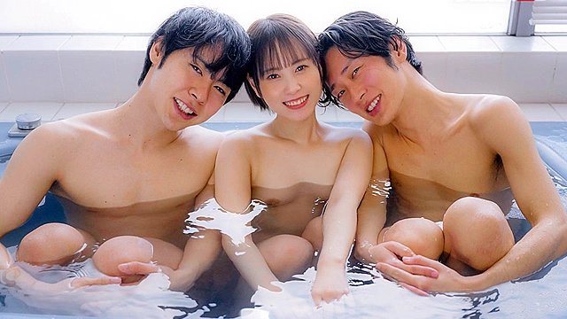 今日からお姉ちゃんは、2人の弟の彼女です。母親の再婚相手の連れ子と過ごす近親性活 浅井心晴