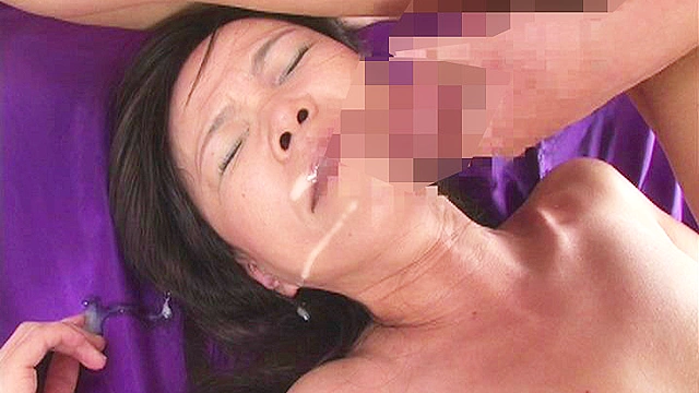 精子まみれのドロドロおばさん9人240分2