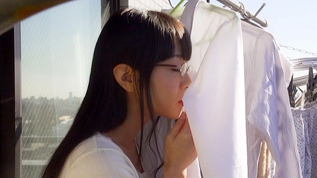 舐める女