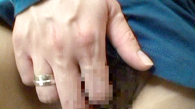 素人ナンパトイレ号がゆく 外伝 東京熟女脱糞プレミア ここでしか見られない！S級熟女達の初脱糞！！2