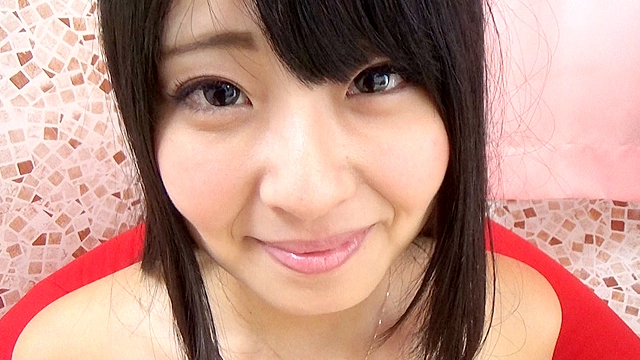 完全ドキュメント！現役グラビアアイドル玄関開けたら2分で極エロデビュー！／アユミ