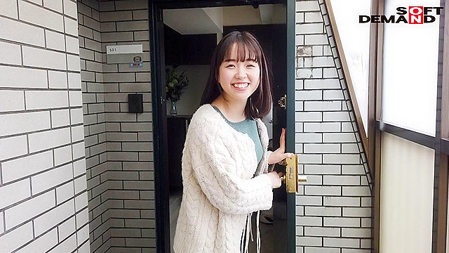 この笑顔を何度でもリピートしたい癒しのエステティシャン 泉結氷 33歳 第2章 手作りのおつまみを用意してくれる気が利く主婦が酔うと感度急上昇 甘えまくりはっちゃけ宅飲みSEX