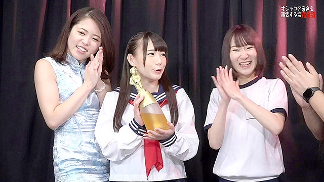 美女がオシッコする音色をみんなで鑑賞する会 完全版
