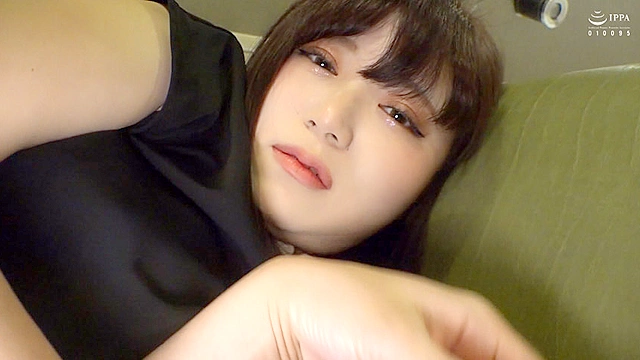 奥さん、一緒に飲みませんか？ 人妻にお酒とザーメン飲ませてみました マ●コも酩酊状態！ チ●ポを欲しがり生セックスも許す人妻4人 東京の路上で人妻をナンパしてみた2