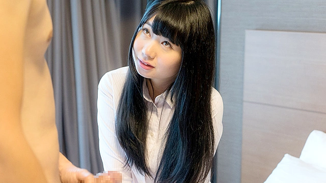 センズリ鑑賞会26 恥じらい素人娘に見せつけちゃいました