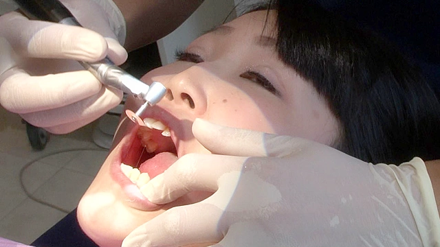 歯フェチ！本物歯治療映像虫歯掘削処置 堀越まき