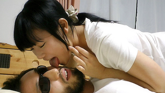 無職の若娘の口内汁の匂い