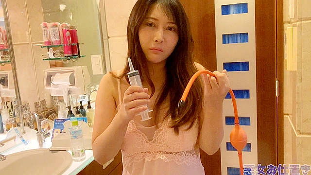 【個撮】絵里子の不倫謝罪2 ～オナラ謝罪編～