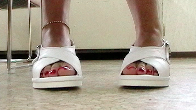 shoe play