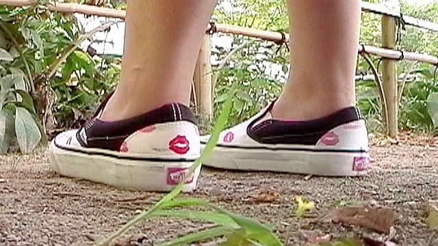 shoe play