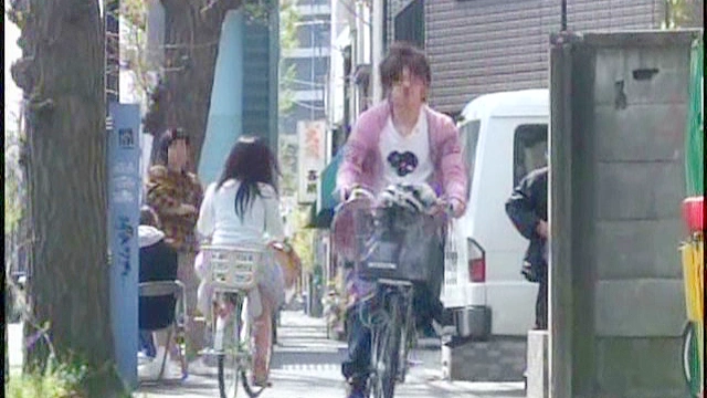 出産して急激に感度があがったママチャリ早漏妻2
