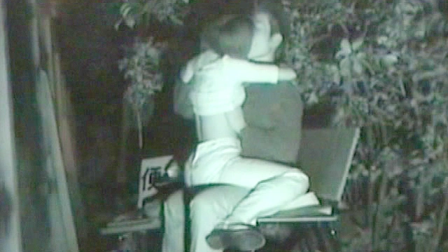 外で堂々とヤッてる奴らは○撮してやれッ！2