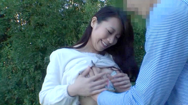 近親相姦 私、知らなければ良かった…。成長した息子のチ○ポが旦那よりデカチンで硬くてこんなに気持ちイイなんて…