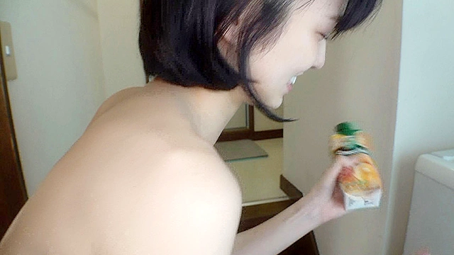 倉本すみれ 朝から晩まで中出しセックス44
