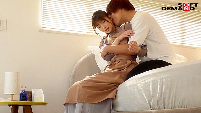 ついに現れた超大物─レーベル史上No.1の圧倒的美しさ 葉月涼子 32歳 最終章 旦那が外出している隙に自宅で不倫… 夫婦の家で大量ザーメンまみれ 他人男と中出し11発乱交