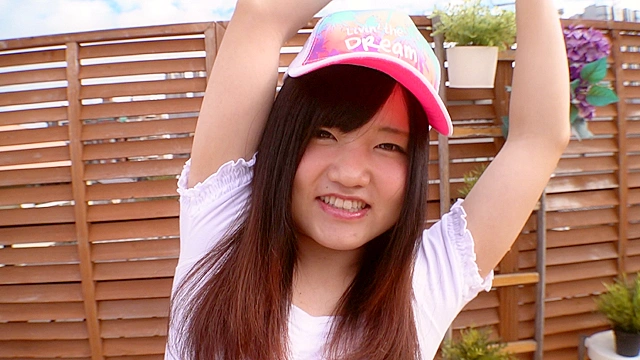 美少女降臨伝説 美乳美尻をしゃぶり尽くし至れり尽くせり えっちな娘しか勝たん