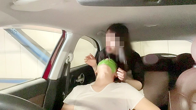 【顔面ガムテープ】【車内で顔面唾液まみれ】【車内首絞め失神】【車内手コキで男の潮吹き】男の絶望的シーンしかありません。