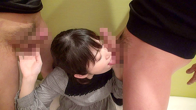 ガチナンパ！素人女子大興奮！ 初めての3P体験！潮！汗！絶頂の嵐で何度もおねだりSEX！124アクメ16発射
