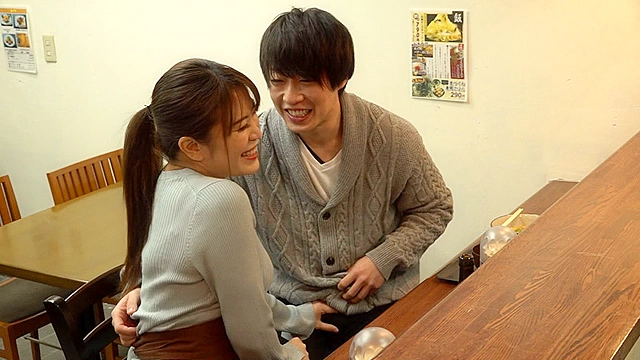 デカパイ母ちゃんとボイン娘がいる定食屋の常連になって親子丼SEXしたい！