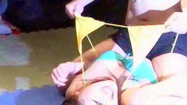お宝秘蔵映像 キャットファイト大全集41 やられている女の子特集 その3 女の子がお姉さんに窒息させられ、火で炙られた、ドン引き試合など収録