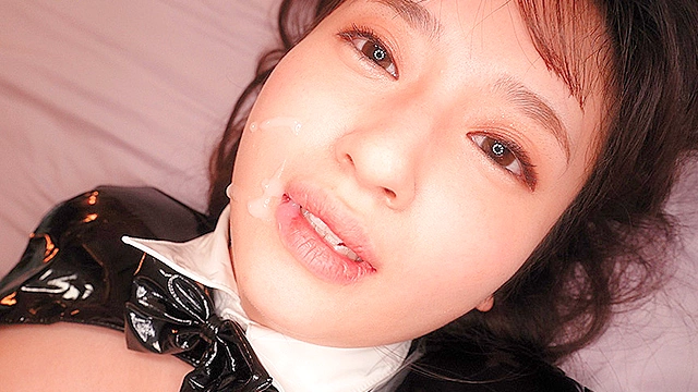 逆バニーNTR 親友の彼女を写真モデルで呼び出し寝取る。独り占め巨乳モロ出し撮影会。 桃尻かなめ