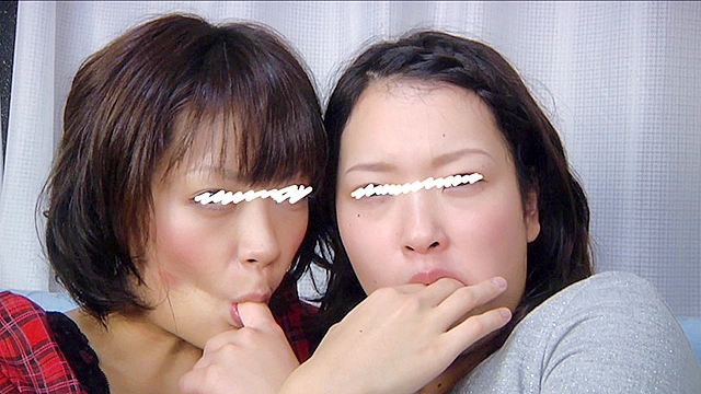 執拗なクンニと舌を使って愛を確かめ合う濃厚レズビアン