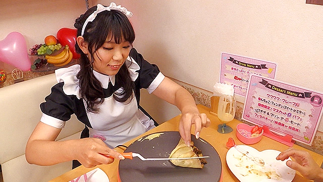 脱糞メイドカフェ ゆいたん特製！肛門ひり出しワクワク・クレープンを召し上がれ