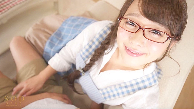 おっぱい吸いながらバブバブ赤ちゃんプレイでオナニーのお手伝いしてあげる 白石茉莉奈