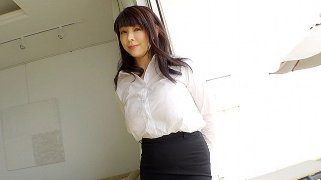 松坂南  プライベート・レッスン  ～巨乳女教師の誘惑～