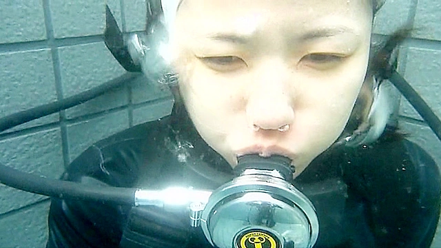 Rubber Girl Vol.06