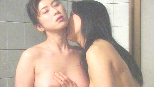 オークションされる人妻