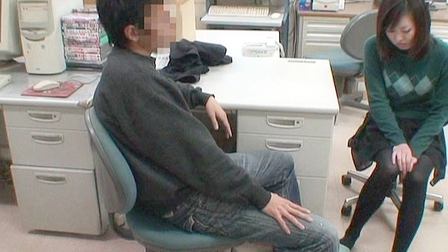 地域密着型で会員数も多くとても賑わっていた 個人営業のレンタルビデオ店は、なぜ潰れたのか？ AV在庫多めの店のレジ係の女性店員はヤレる！！ って本当なのか？ 監視カメラが見ていた真実が明かされる