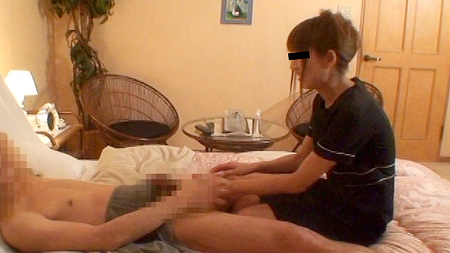 ○撮 都内ビジネスホテル セックスできちゃう出張回春マッサージ師2