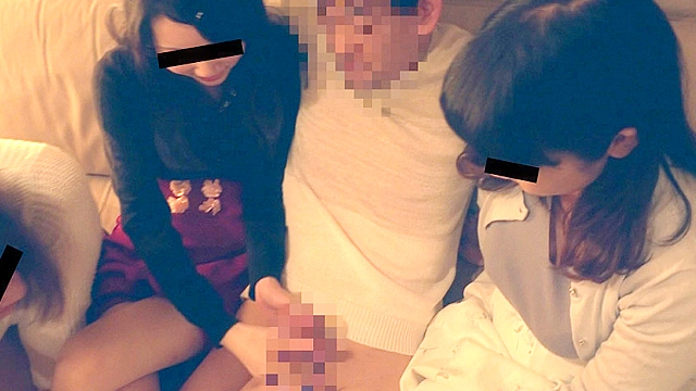 ハズレ合コン終わりで反省会中の女子大生3人！不完全燃焼だったらしく誘ってみたら即OK！へべれけ乱交突入！仲良しだからフェラもセックスも皆一緒に楽しんじゃう！中○ししても笑顔で記念撮影に応じてくれました！