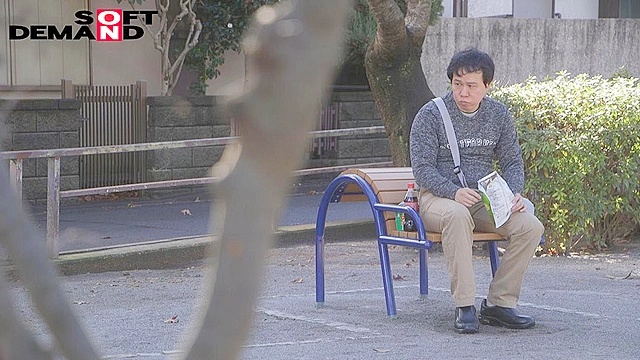 僕は○○部屋おじさんです。母で性欲処理をすませています。桃色かぞくVOL.14 平岡里枝子