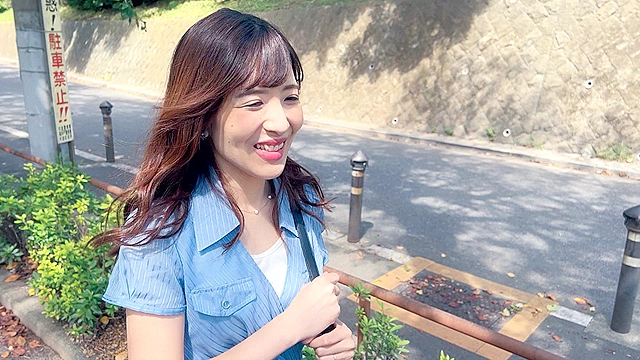 不倫、言いなり、ヤル為に来る奥さん さつき（32歳）